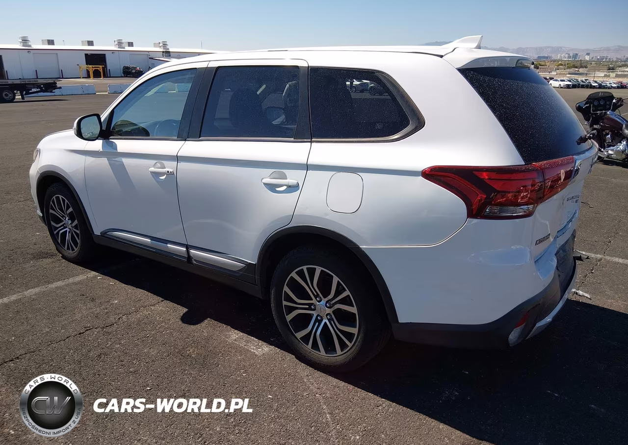 2017 Mitsubishi Outlander Se VIN:JA4AD3A33HZ043963 - 3