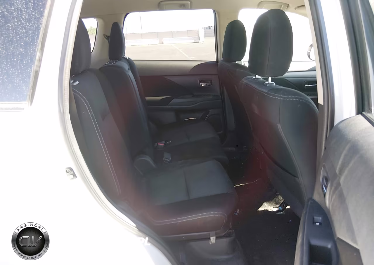 2017 Mitsubishi Outlander Se VIN:JA4AD3A33HZ043963 - 8
