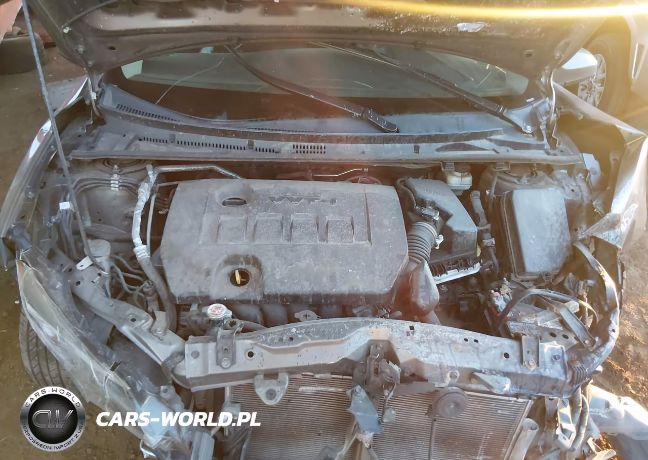 2018 Toyota Corolla Le VIN:5YFBURHE0JP792661 - 10