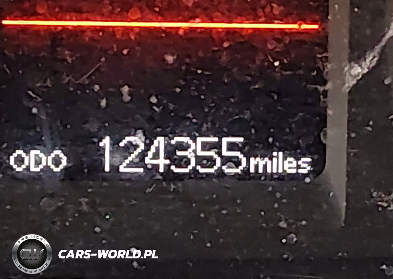 2018 Toyota Corolla Le VIN:5YFBURHE0JP792661 - 14
