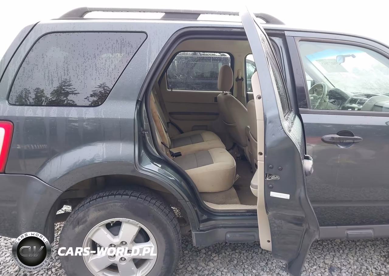 2008 Ford Escape Xlt VIN:1FMCU93128KD84031 - 8