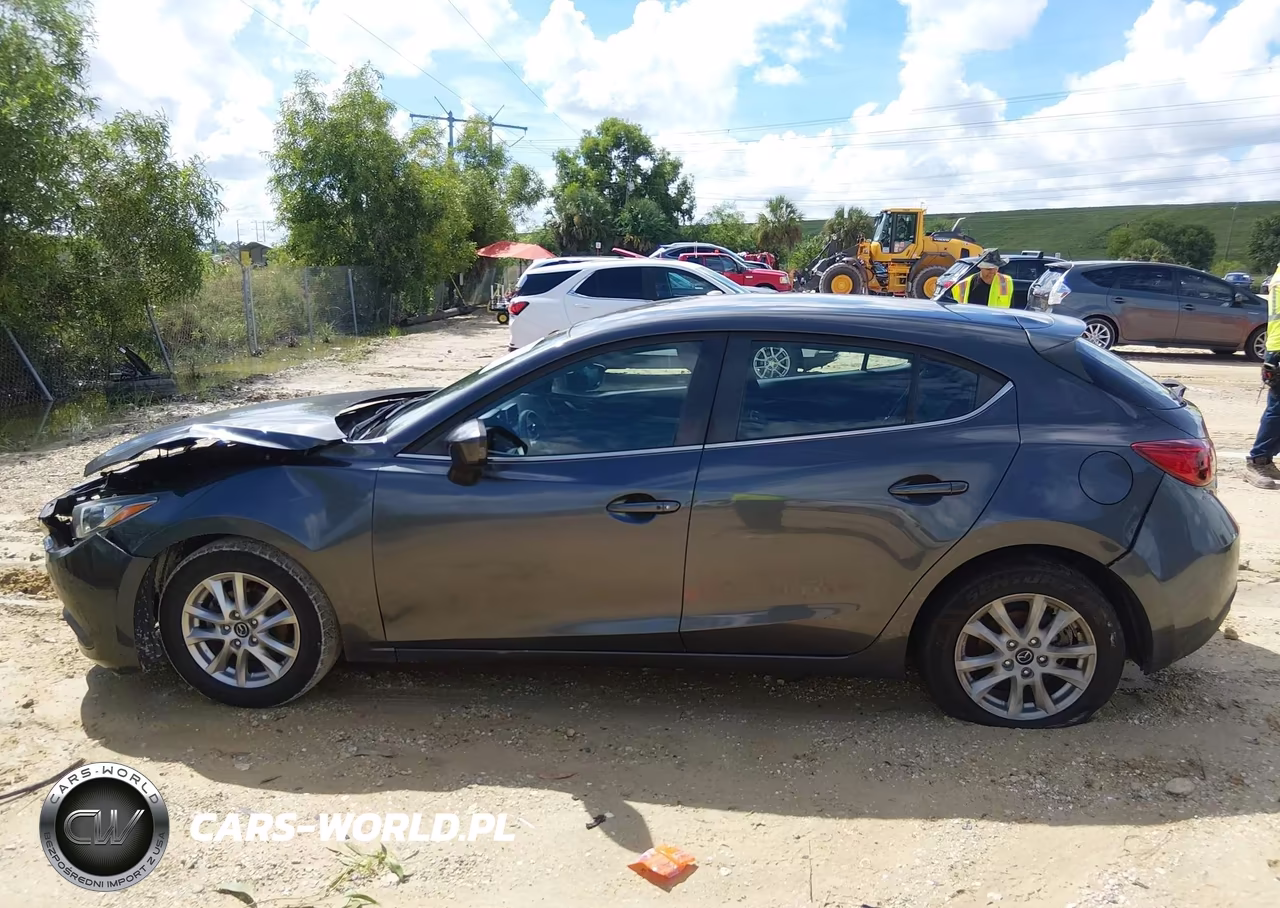 2014 Mazda Mazda3 I Touring VIN:3MZBM1L74EM114175 - 14