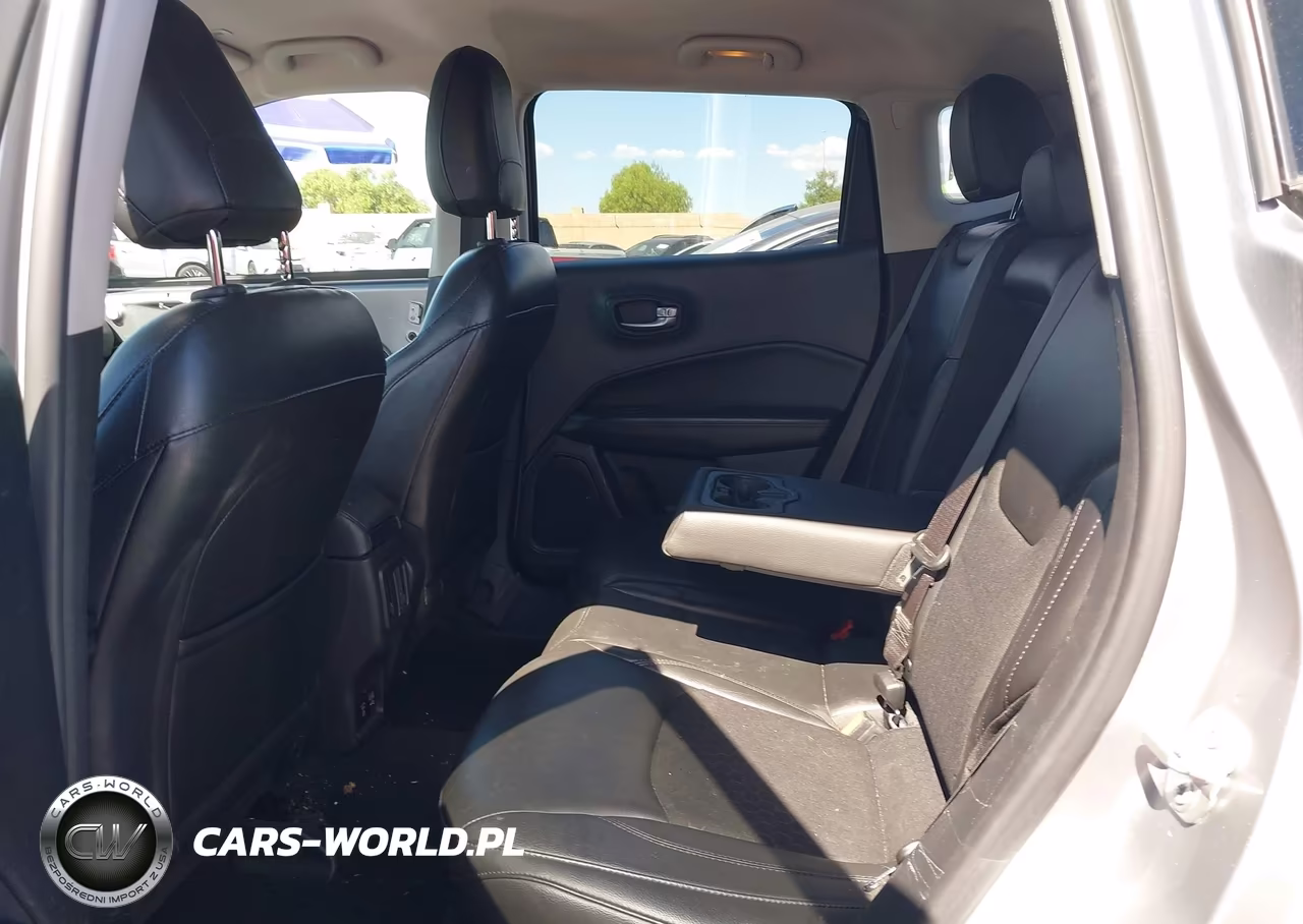 2018 Jeep Compass Altitude Fwd VIN:3C4NJCBB3JT460714 - 8