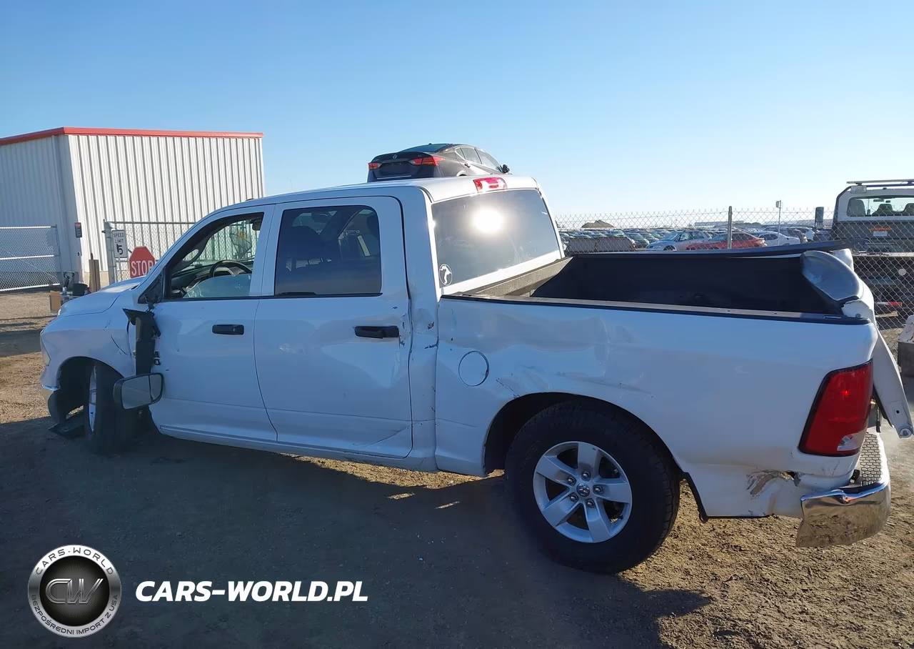 2022 Ram 1500 Classic Tradesman 4X4 5'7 Box VIN:3C6RR7KG5NG310574 - 14