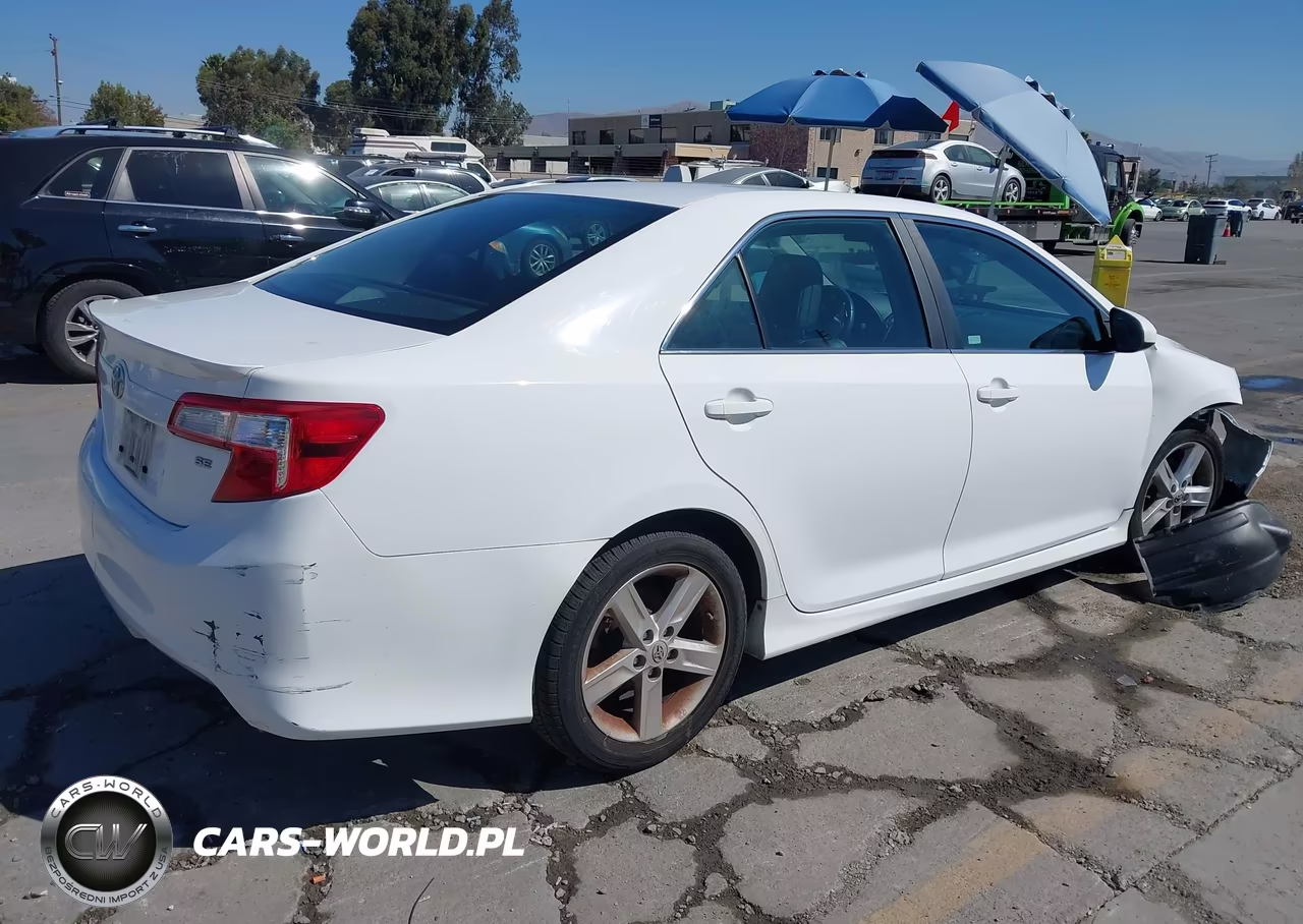 2012 Toyota Camry Se VIN:4T1BF1FK4CU199391 - 4