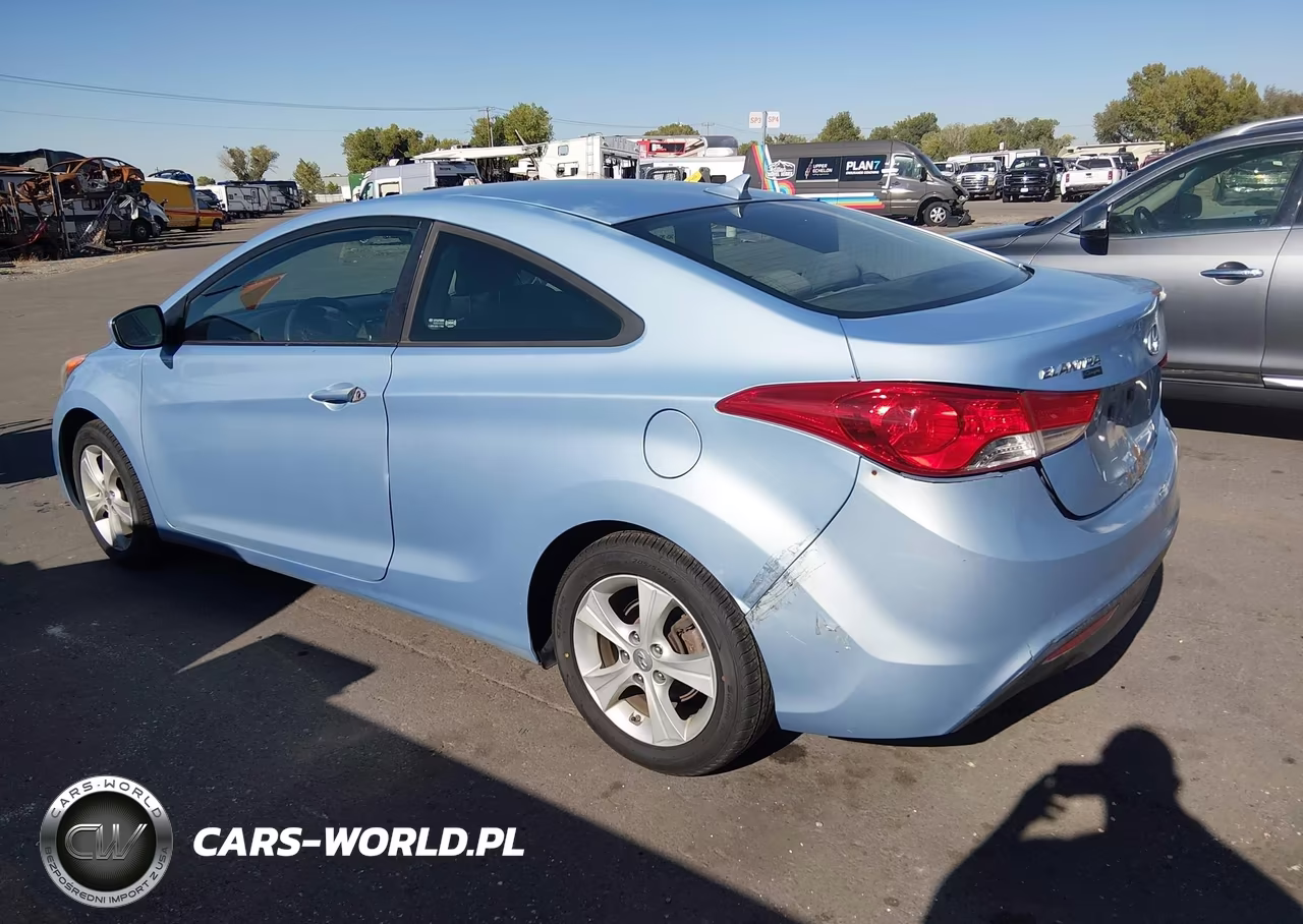 2013 Hyundai Elantra Gs VIN:KMHDH6AEXDU007619 - 3