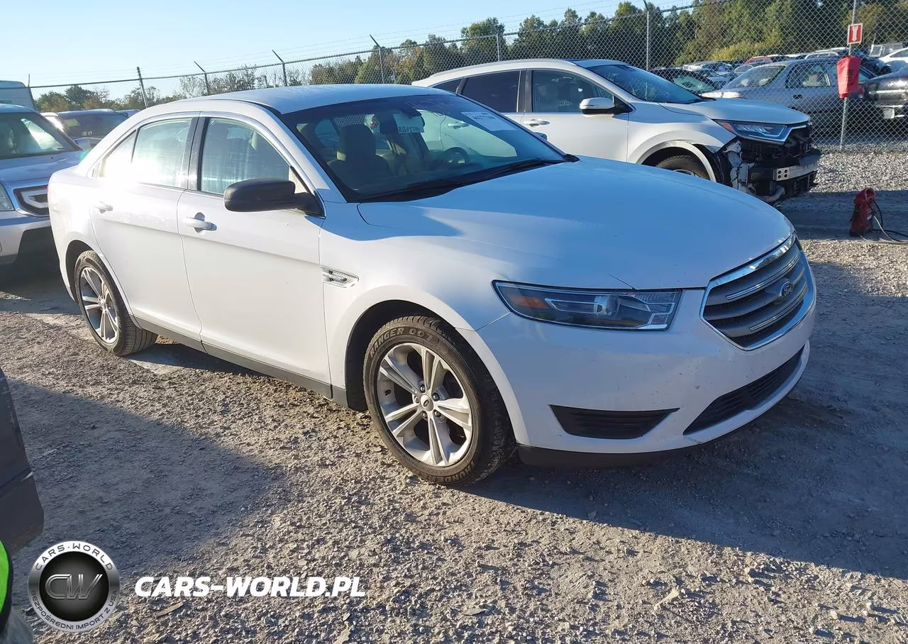 2017 Ford Taurus Se