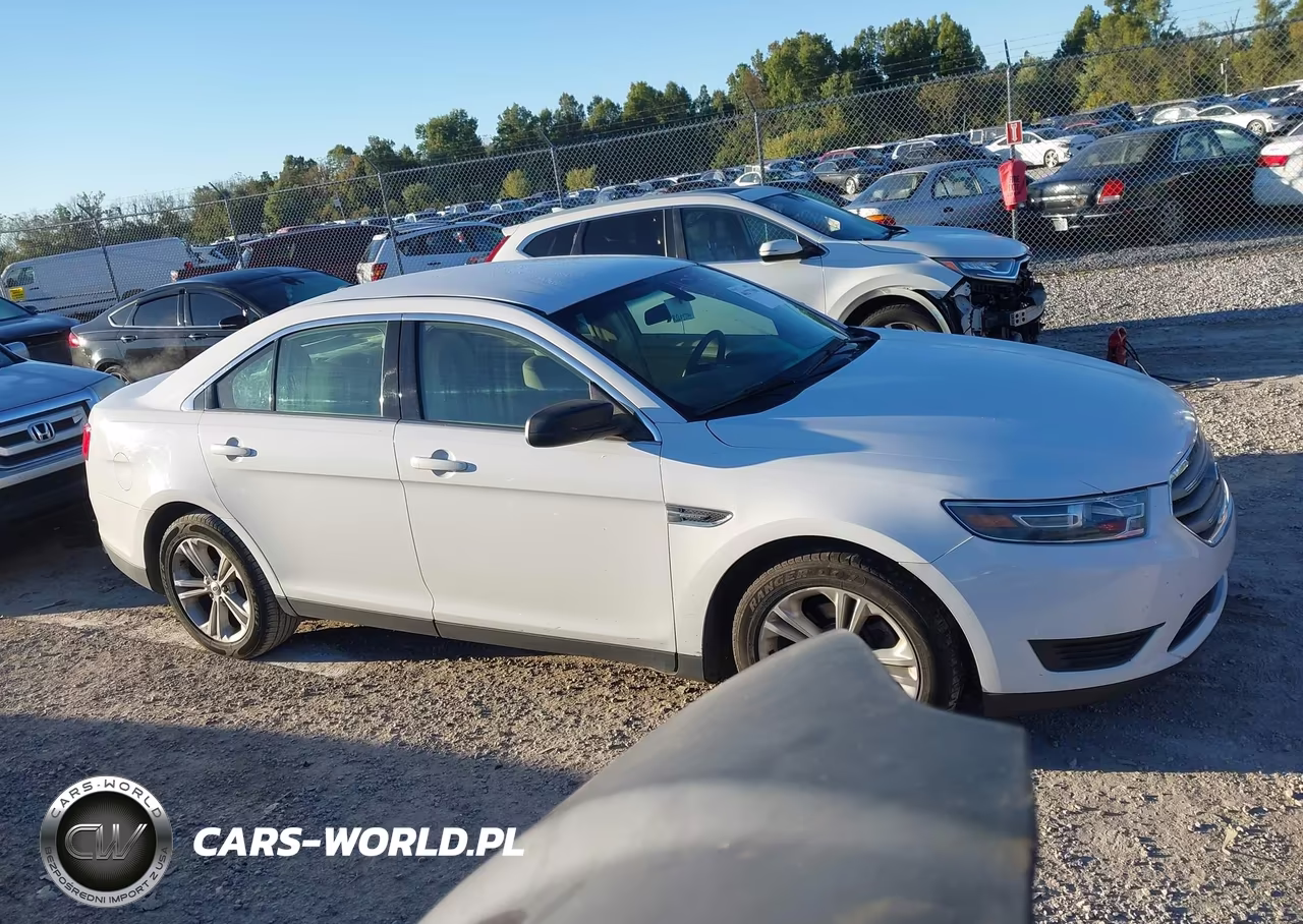 2017 Ford Taurus Se VIN:1FAHP2D88HG118140 - 13