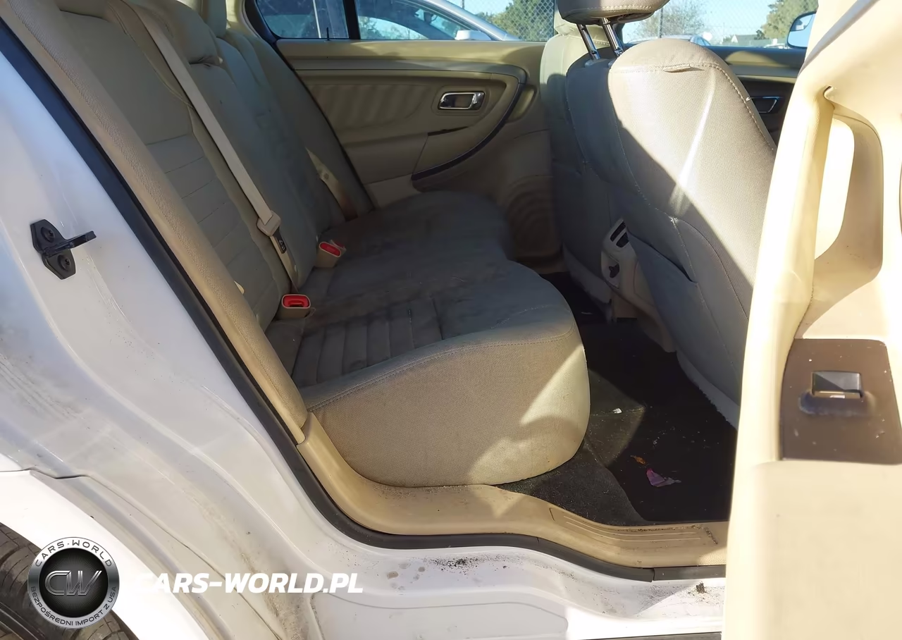 2017 Ford Taurus Se VIN:1FAHP2D88HG118140 - 8