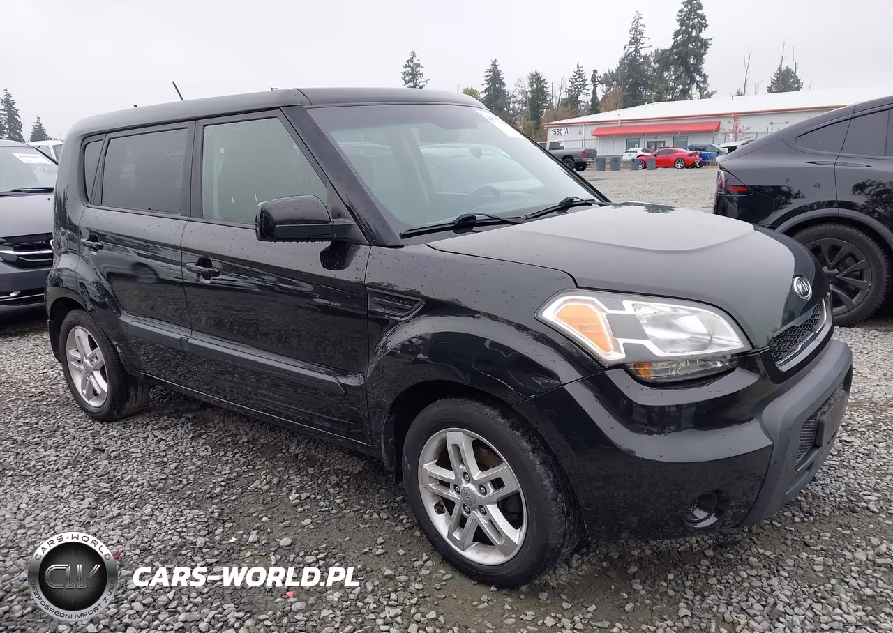 2011 Kia Soul +