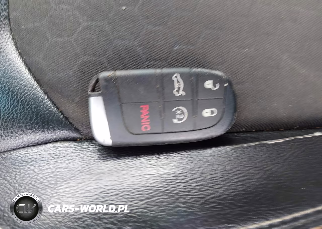 2018 Jeep Compass Latitude Fwd VIN:3C4NJCBB7JT134186 - 11