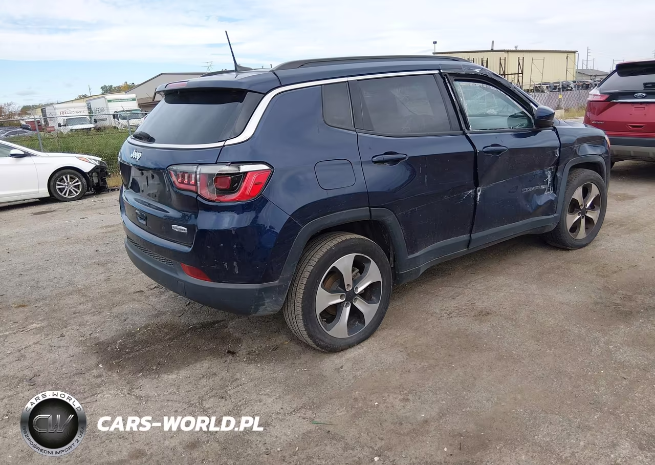 2018 Jeep Compass Latitude Fwd VIN:3C4NJCBB7JT134186 - 4