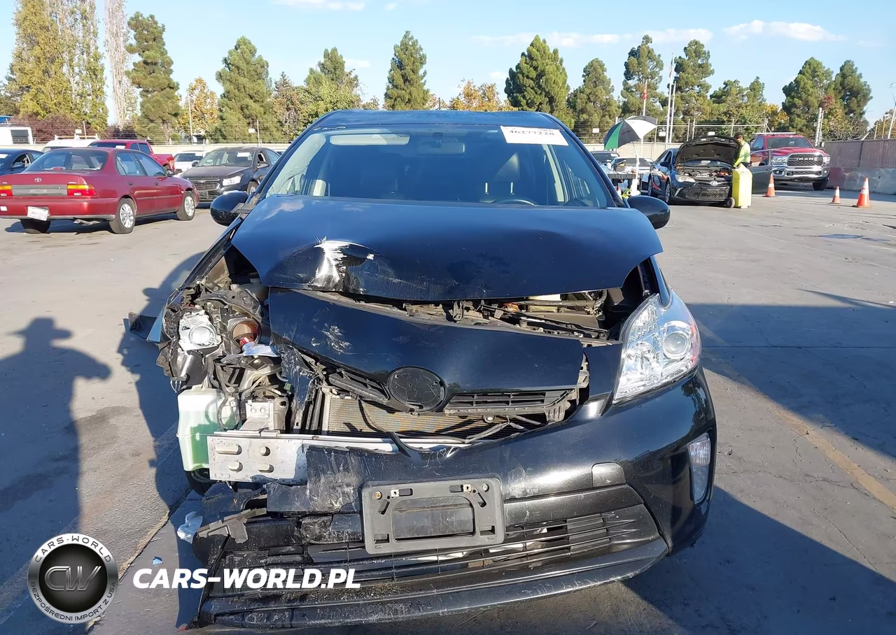 2013 Toyota Prius Three Se VIN:JTDKN3DU9D5590944 - 13