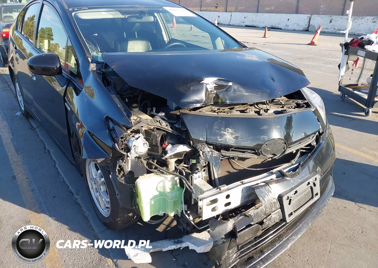 2013 Toyota Prius Three Se VIN:JTDKN3DU9D5590944 - 6