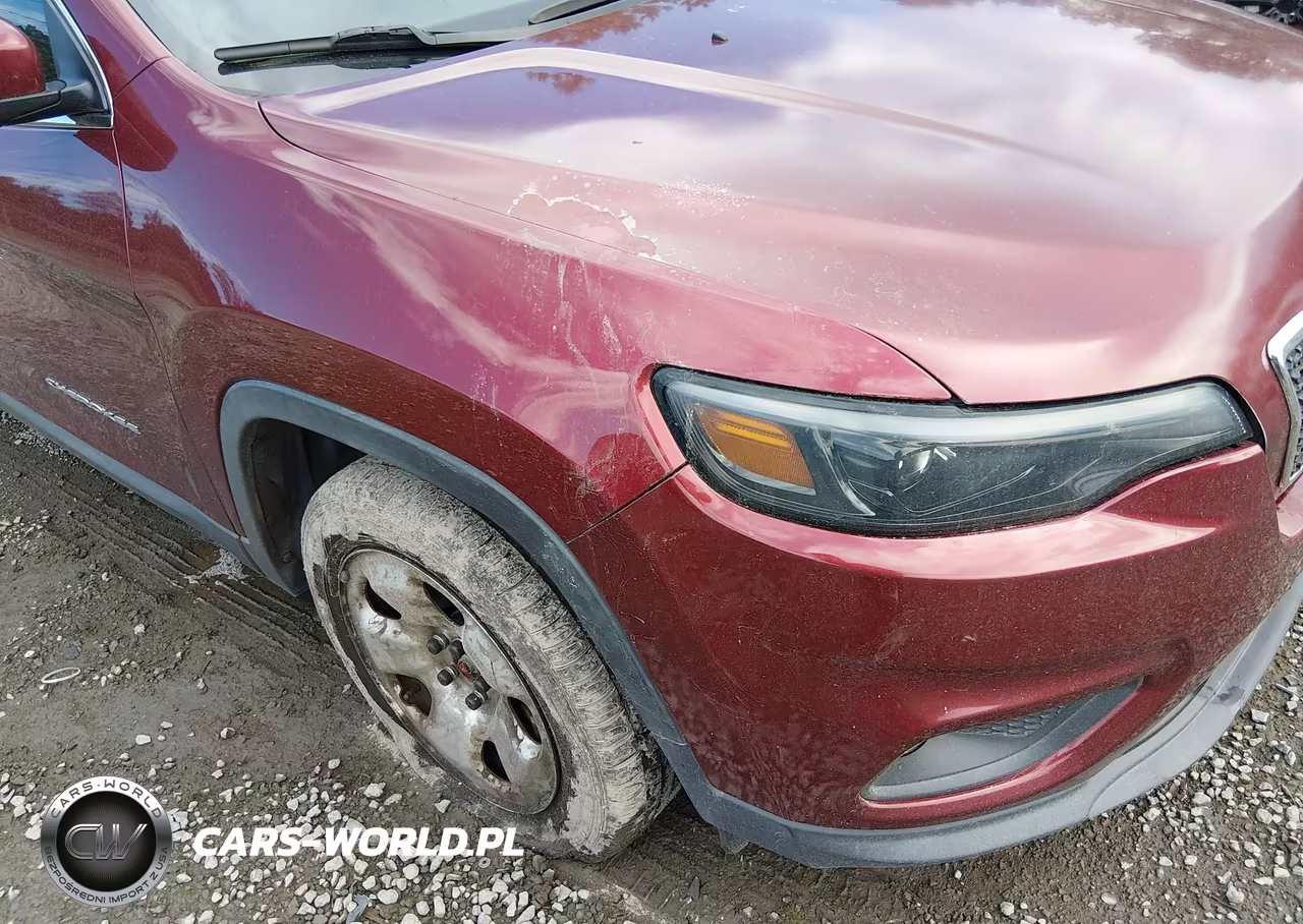 2019 Jeep Cherokee Latitude Fwd VIN:1C4PJLCB6KD108855 - 6