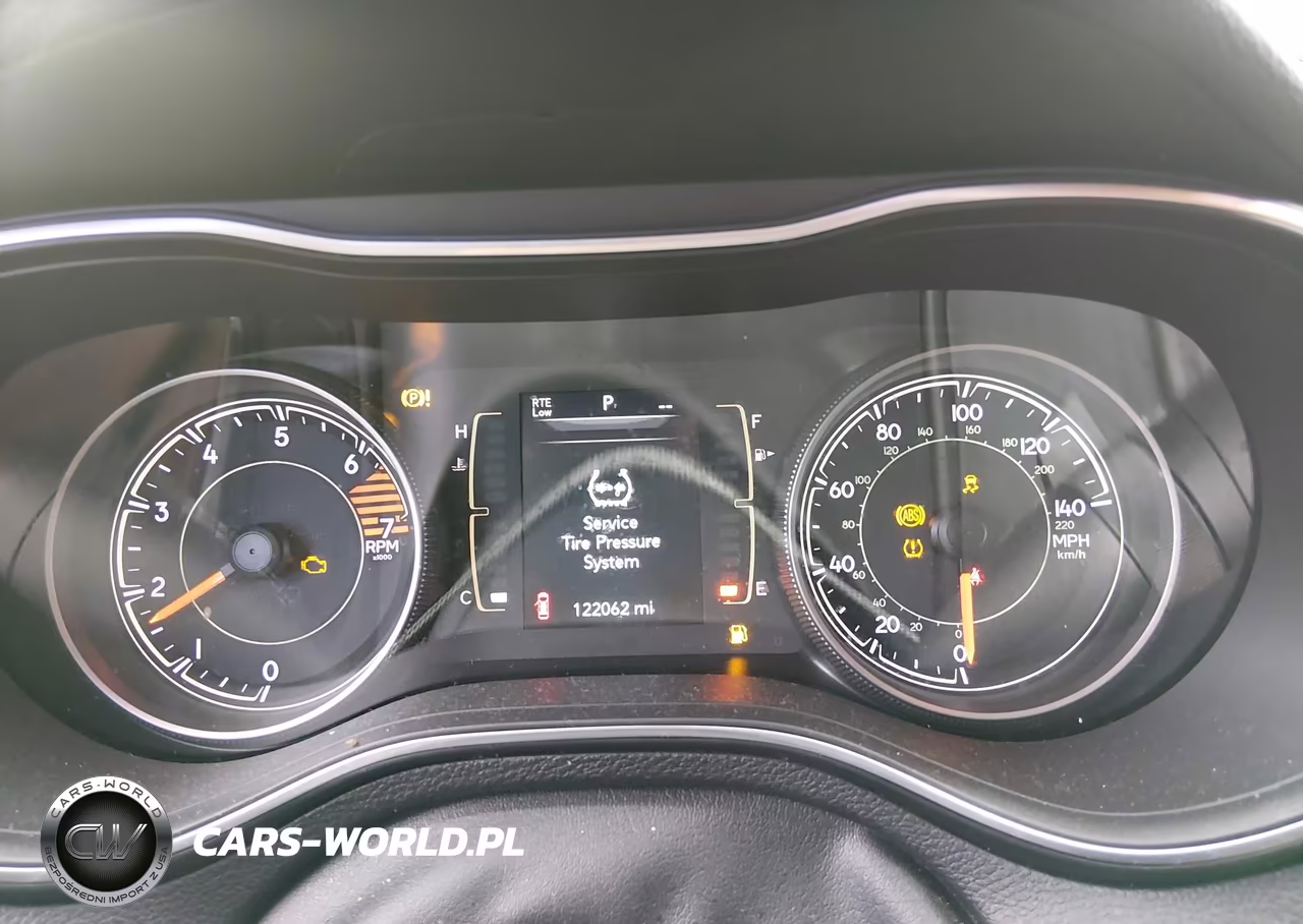 2019 Jeep Cherokee Latitude Fwd VIN:1C4PJLCB6KD108855 - 7