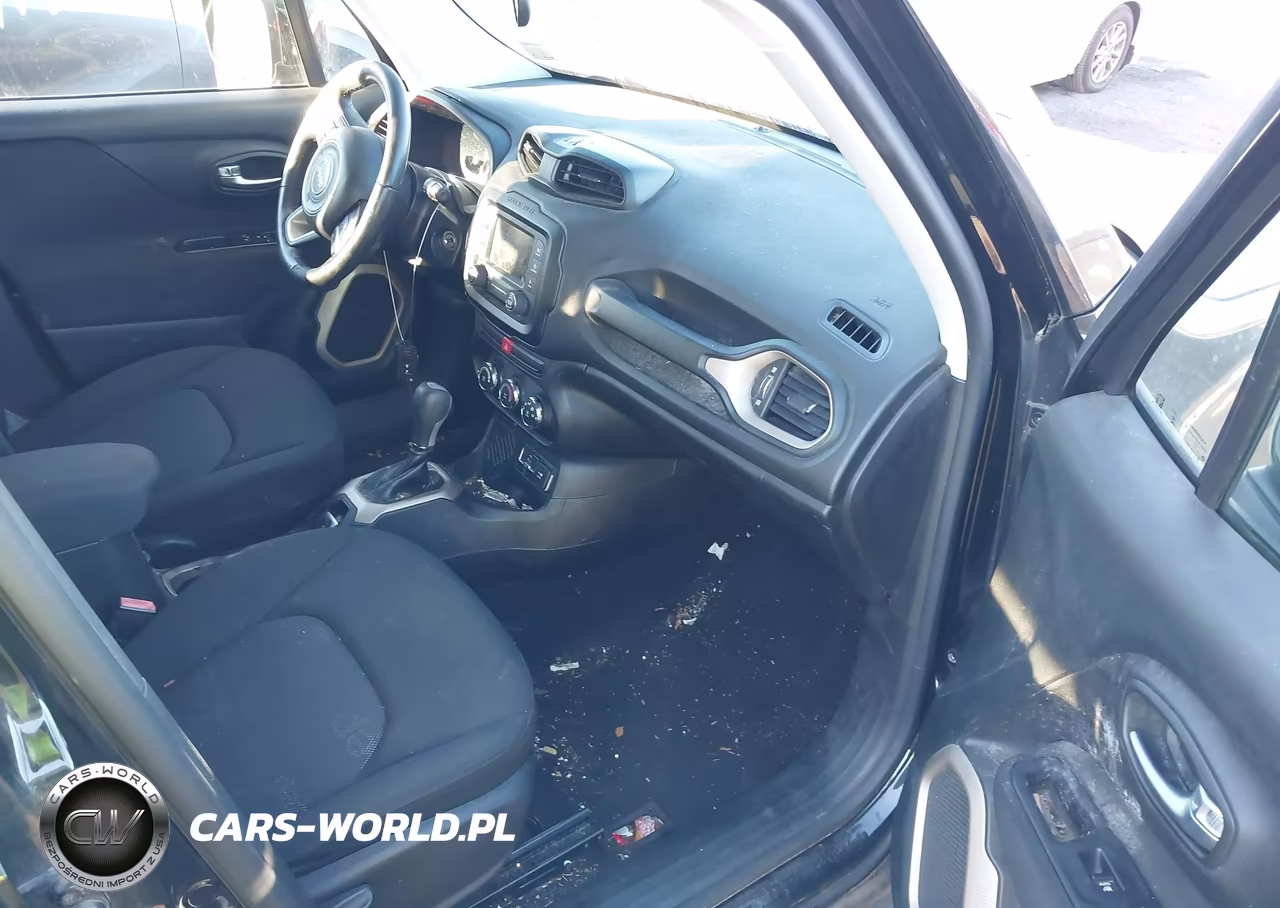 2015 Jeep Renegade Latitude VIN:ZACCJABT8FPB99860 - 5