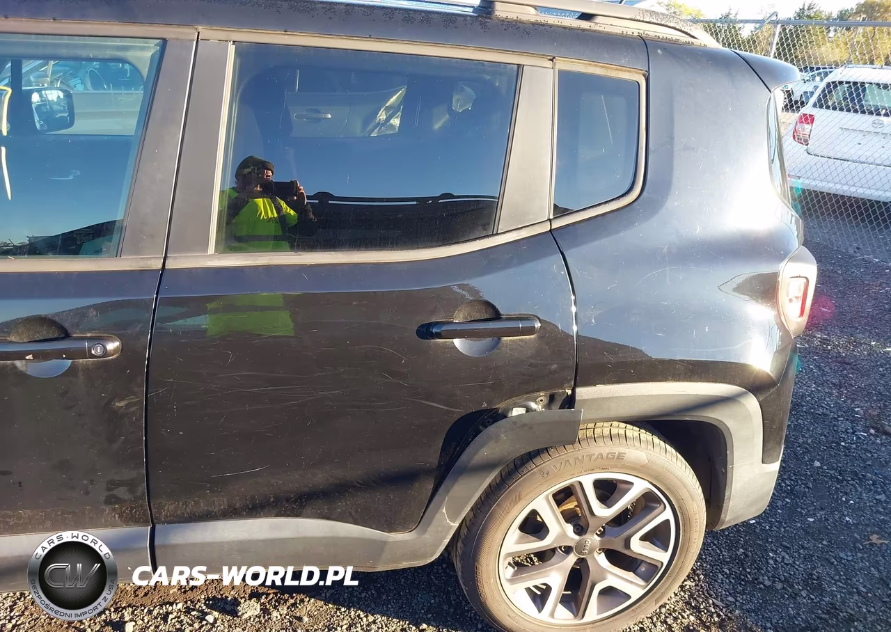 2015 Jeep Renegade Latitude VIN:ZACCJABT8FPB99860 - 6