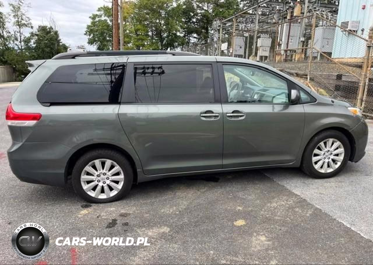 2013 Toyota Sienna Xle 8 Passenger VIN:5TDDK3DC2DS069115 - 13