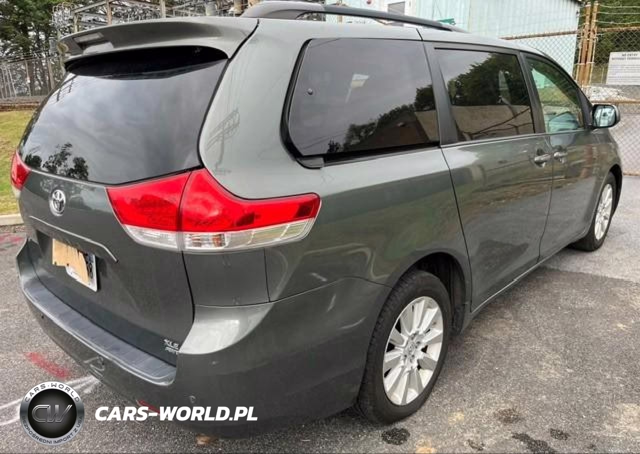 2013 Toyota Sienna Xle 8 Passenger VIN:5TDDK3DC2DS069115 - 4
