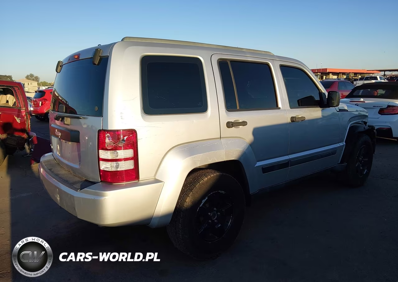 2011 Jeep Liberty Sport VIN:1J4PN2GK9BW535843 - 4
