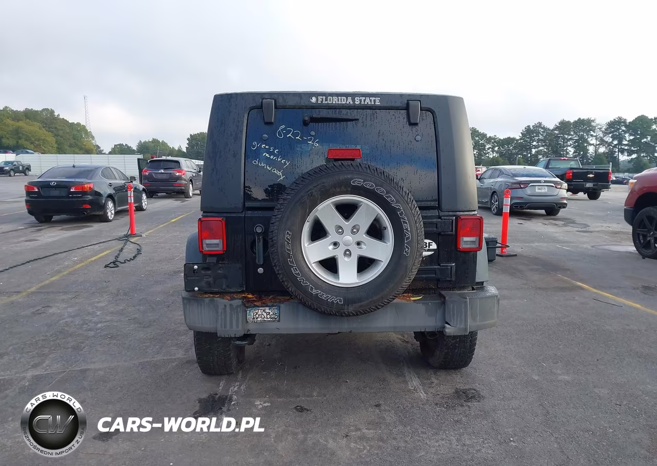 2010 Jeep Wrangler Unlimited Sport VIN:1J4BA3H18AL184943 - 16