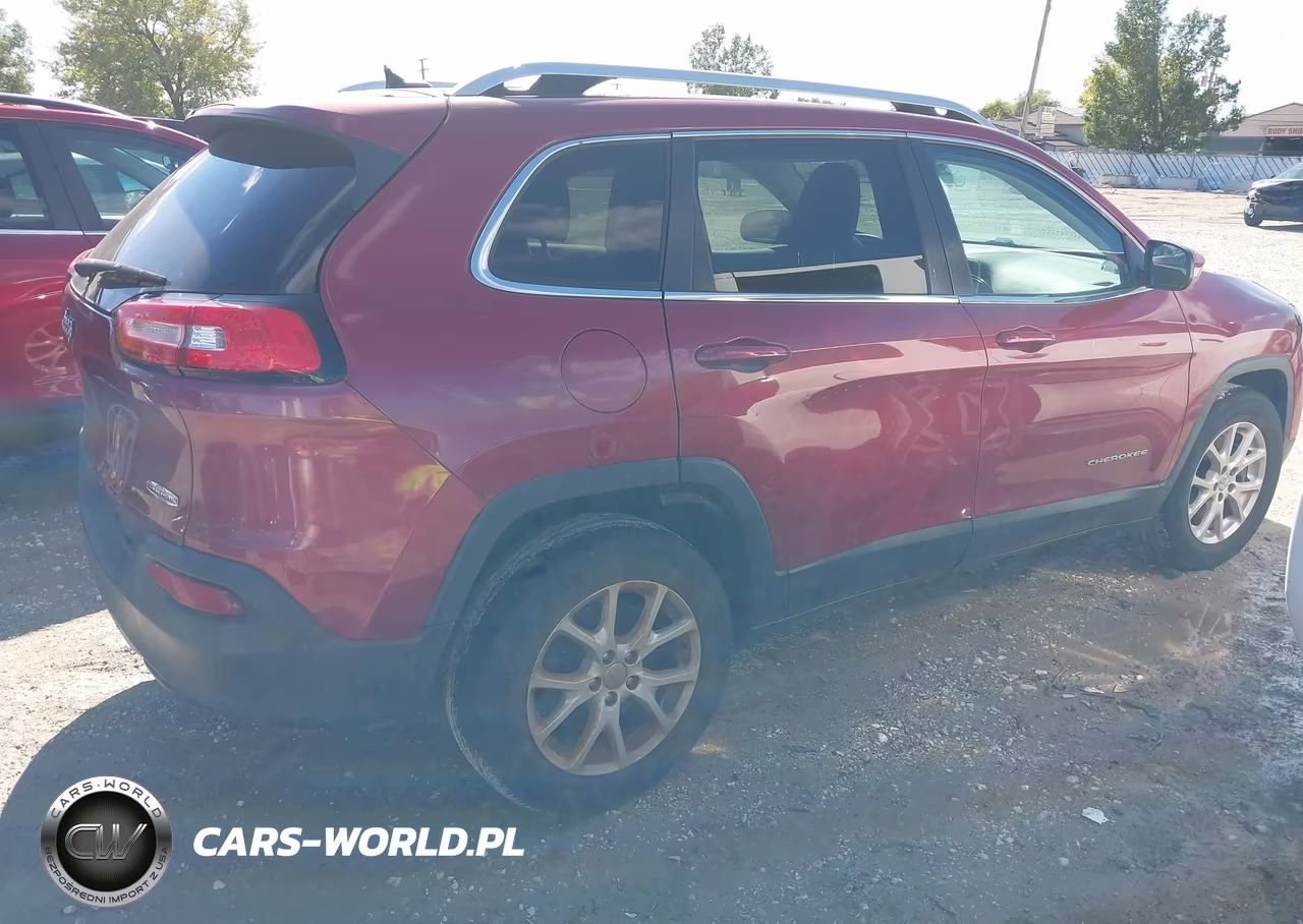 2014 Jeep Cherokee Latitude VIN:1C4PJMCBXEW230715 - 4