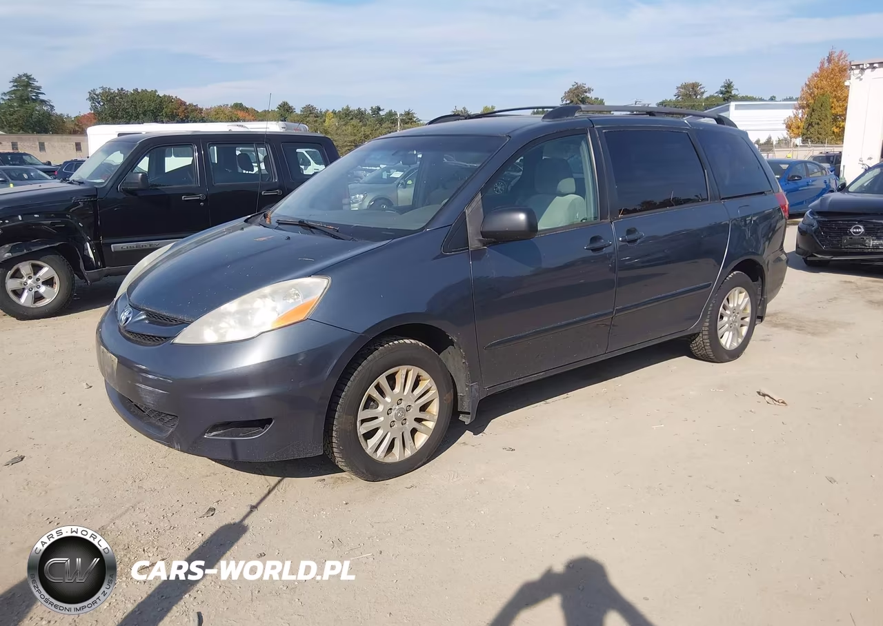 2010 Toyota Sienna Le VIN:5TDJK4CC7AS032342 - 2