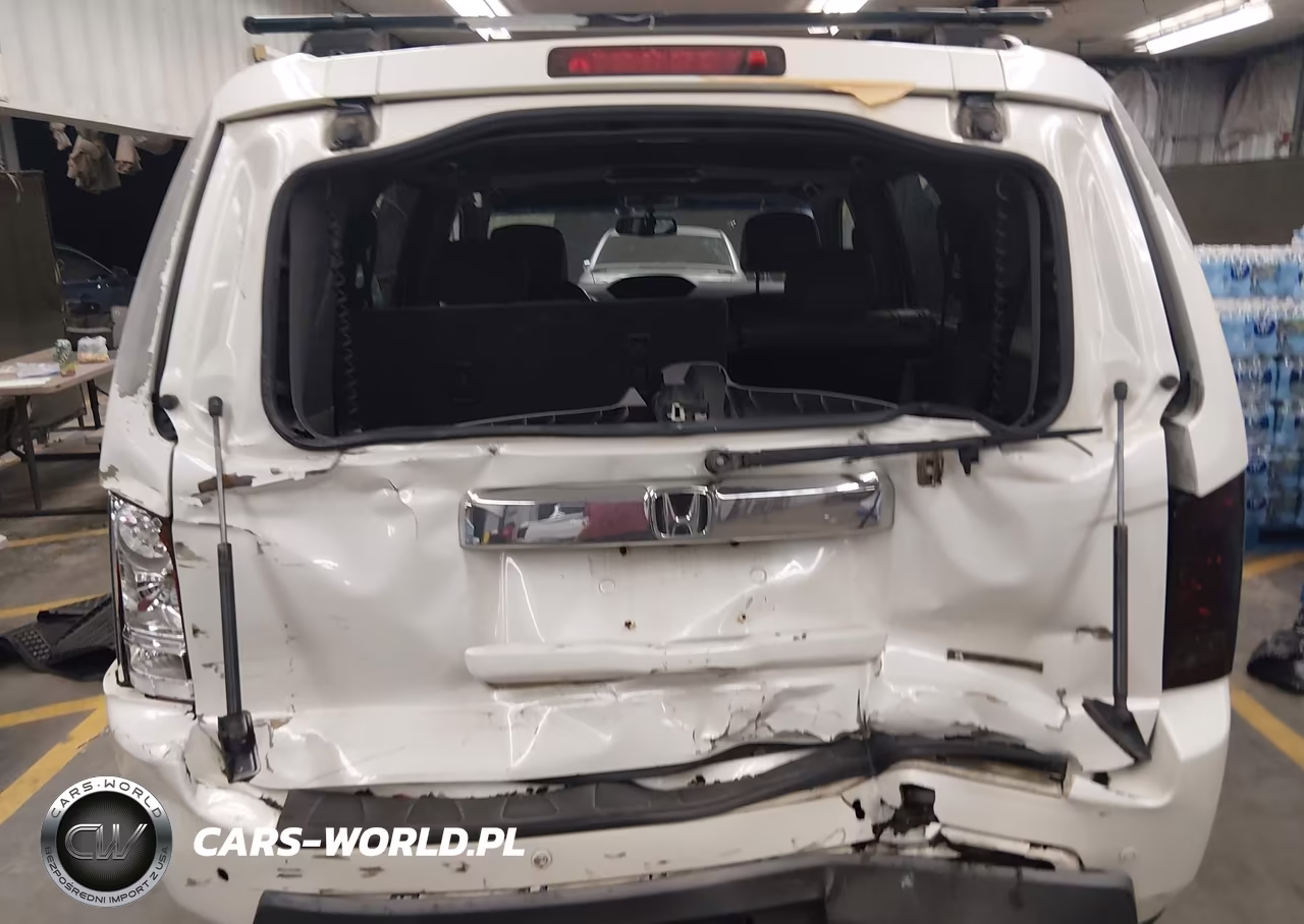 2011 Honda Pilot Touring VIN:5FNYF4H96BB093154 - 16
