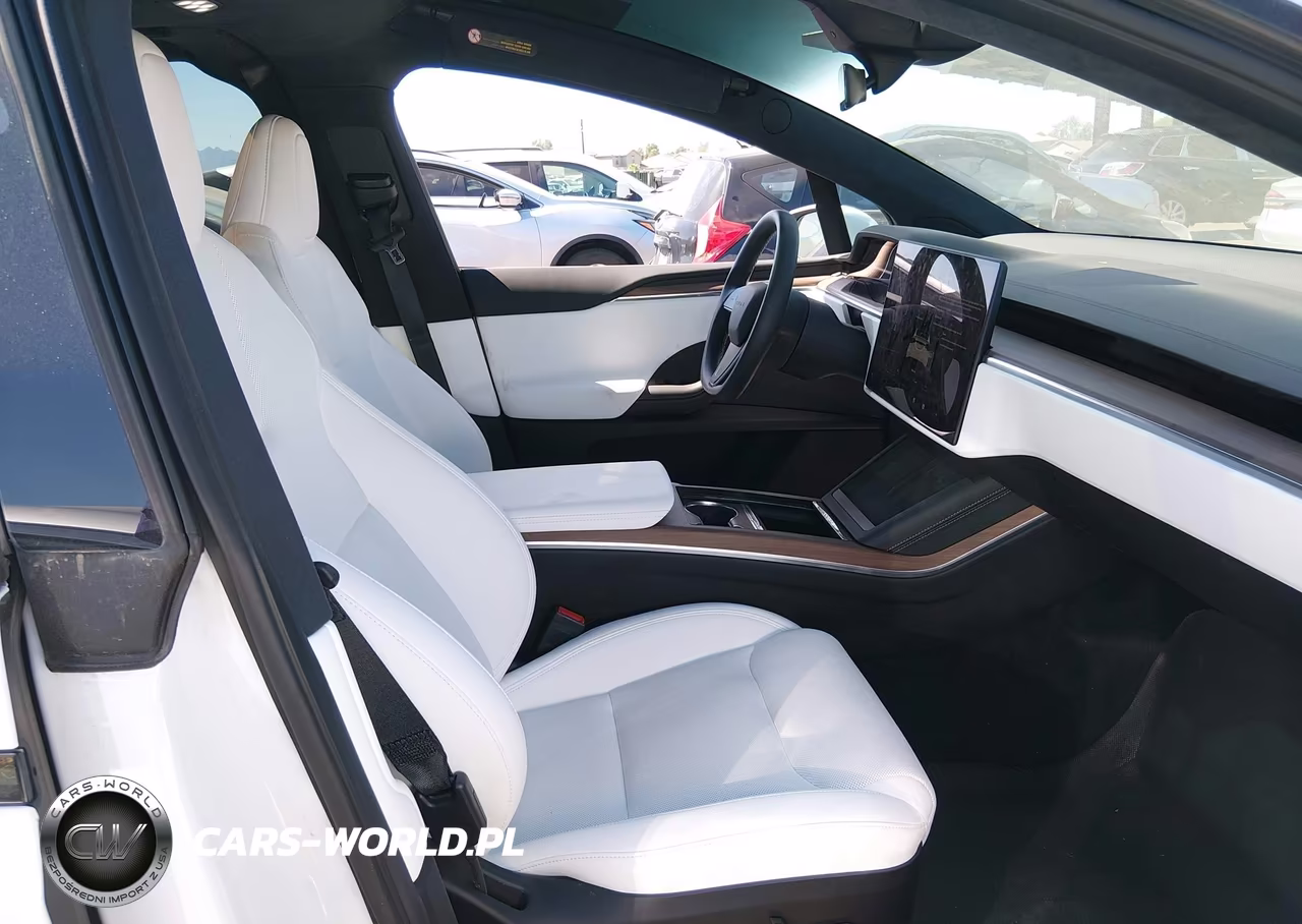2025 Tesla Model X Long Range VIN:7SAXCBE58SF472007 - 5