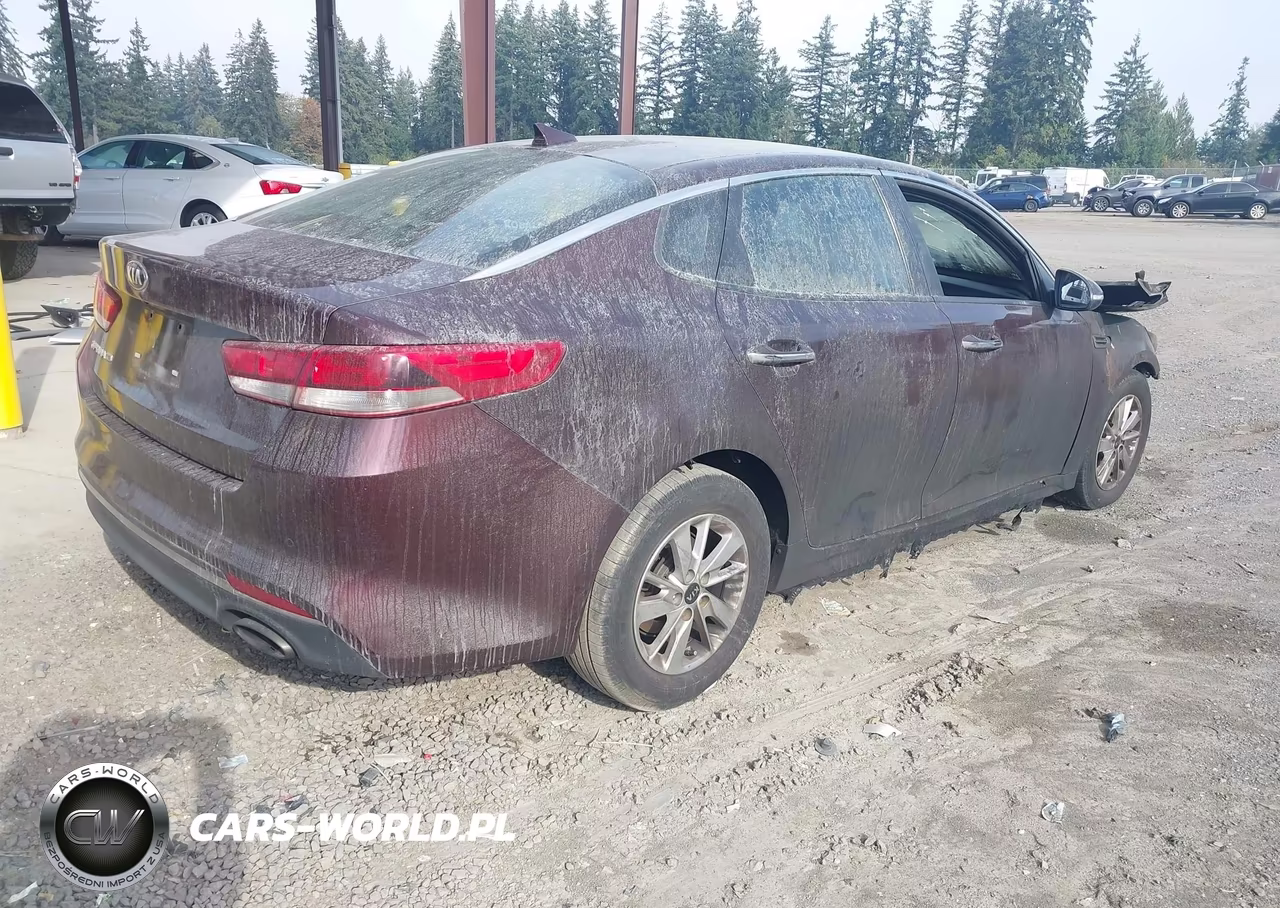 2018 Kia Optima Lx VIN:5XXGT4L31JG239317 - 4