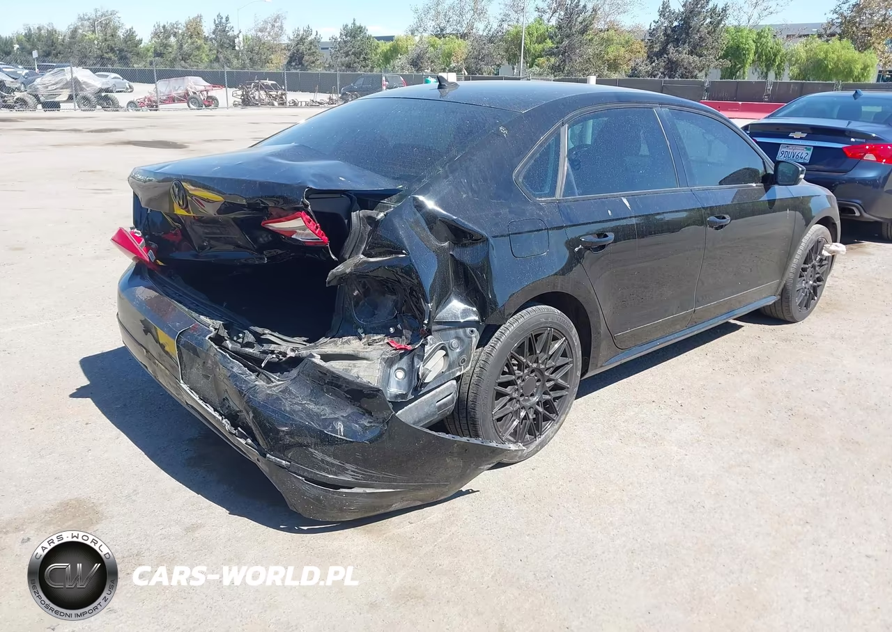 2013 Volkswagen Passat 2.0L Tdi Sel Premium VIN:1VWCN7A35DC118045 - 4