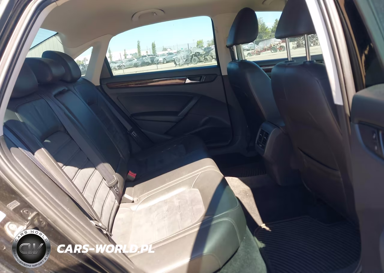2013 Volkswagen Passat 2.0L Tdi Sel Premium VIN:1VWCN7A35DC118045 - 8