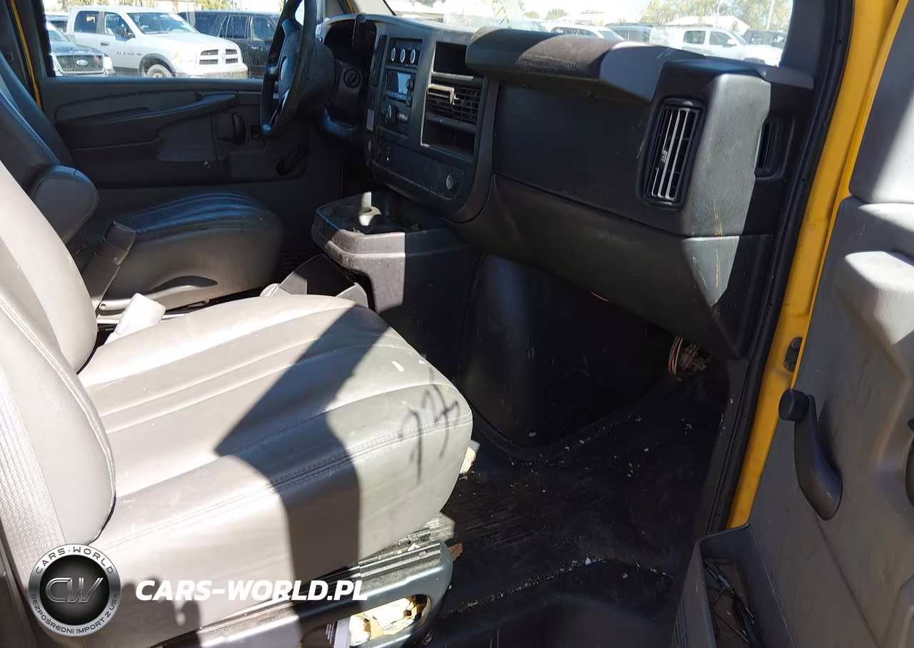 2012 GMC Savana 2500 Work Van VIN:1GTW7GCA3C1900263 - 5