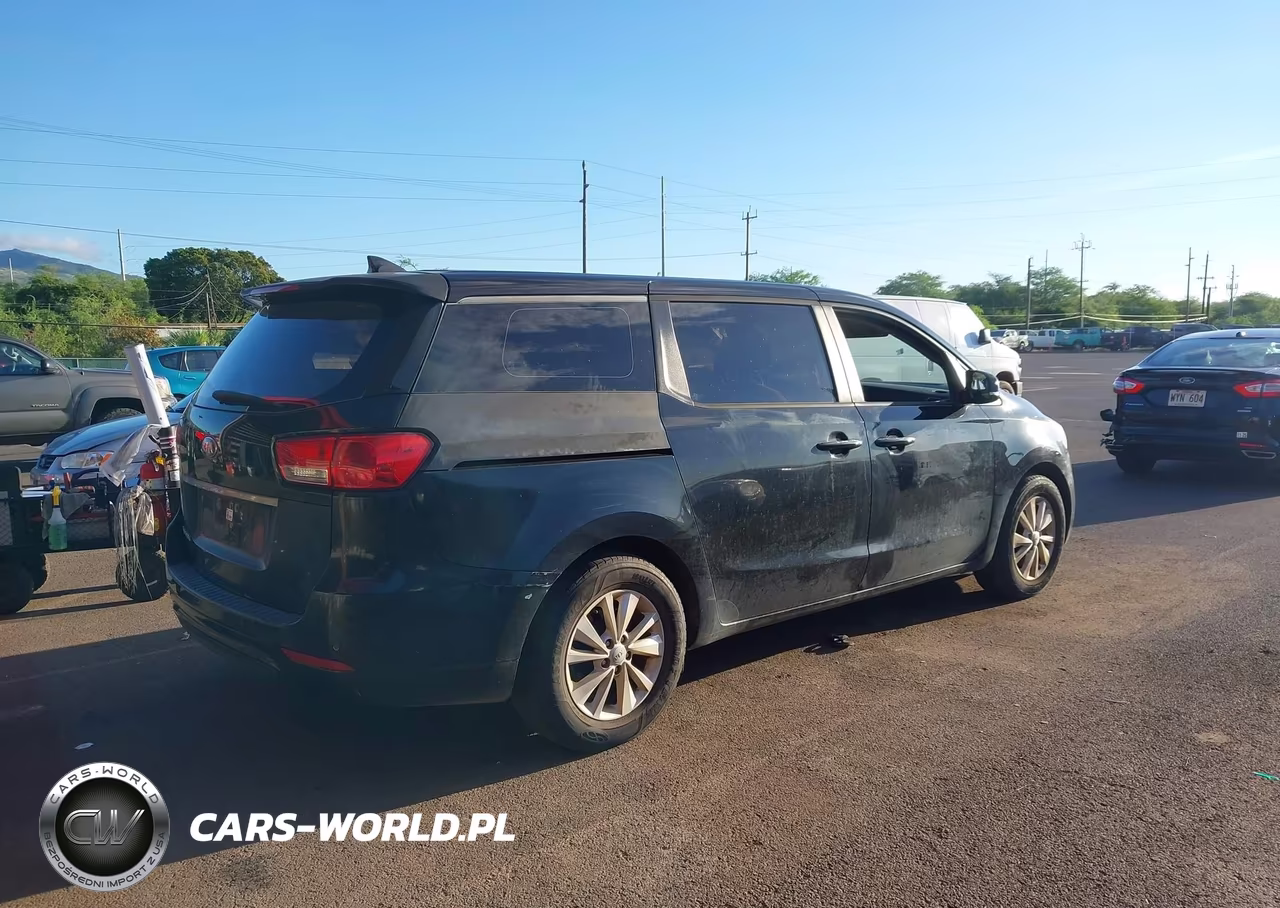 2015 Kia Sedona L VIN:KNDMA5C10F6026135 - 4