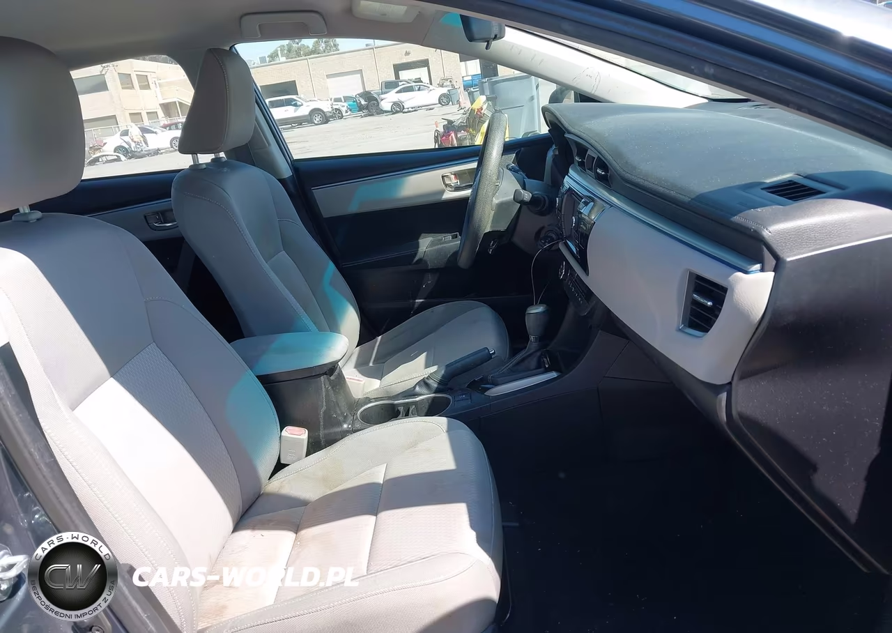 2015 Toyota Corolla Le Plus VIN:5YFBURHE1FP189600 - 5