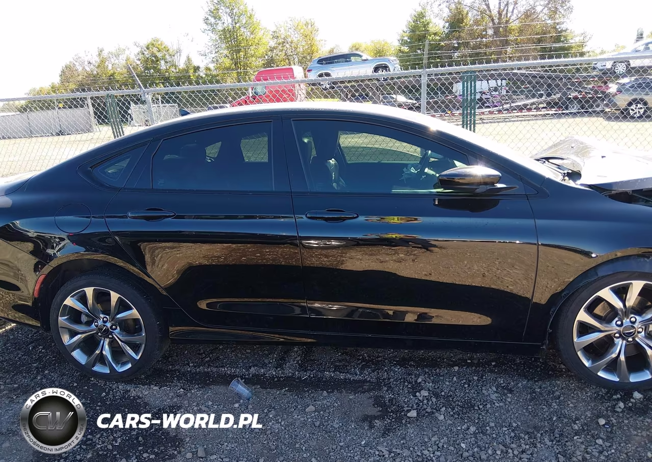 2016 Chrysler 200 S VIN:1C3CCCBG7GN100307 - 13