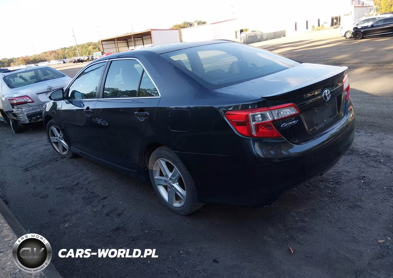 2013 Toyota Camry Se VIN:4T1BF1FK1DU270743 - 3