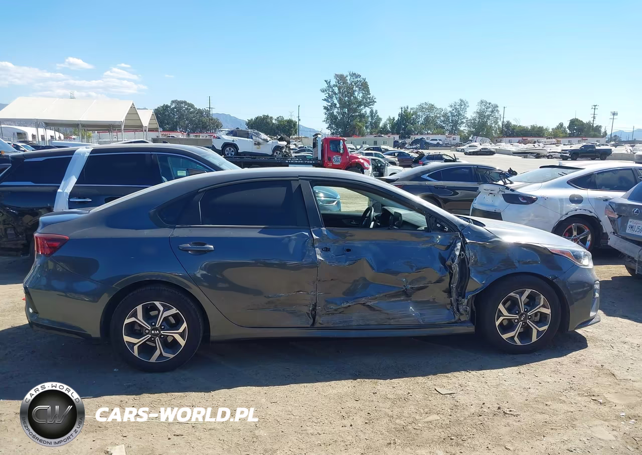2021 Kia Forte Lxs VIN:3KPF24AD5ME370158 - 14