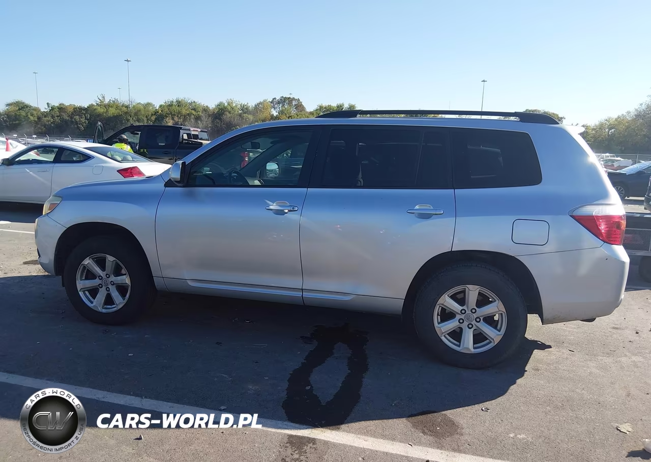 2010 Toyota Highlander Base V6 VIN:JTEZK3EH3A2105070 - 14