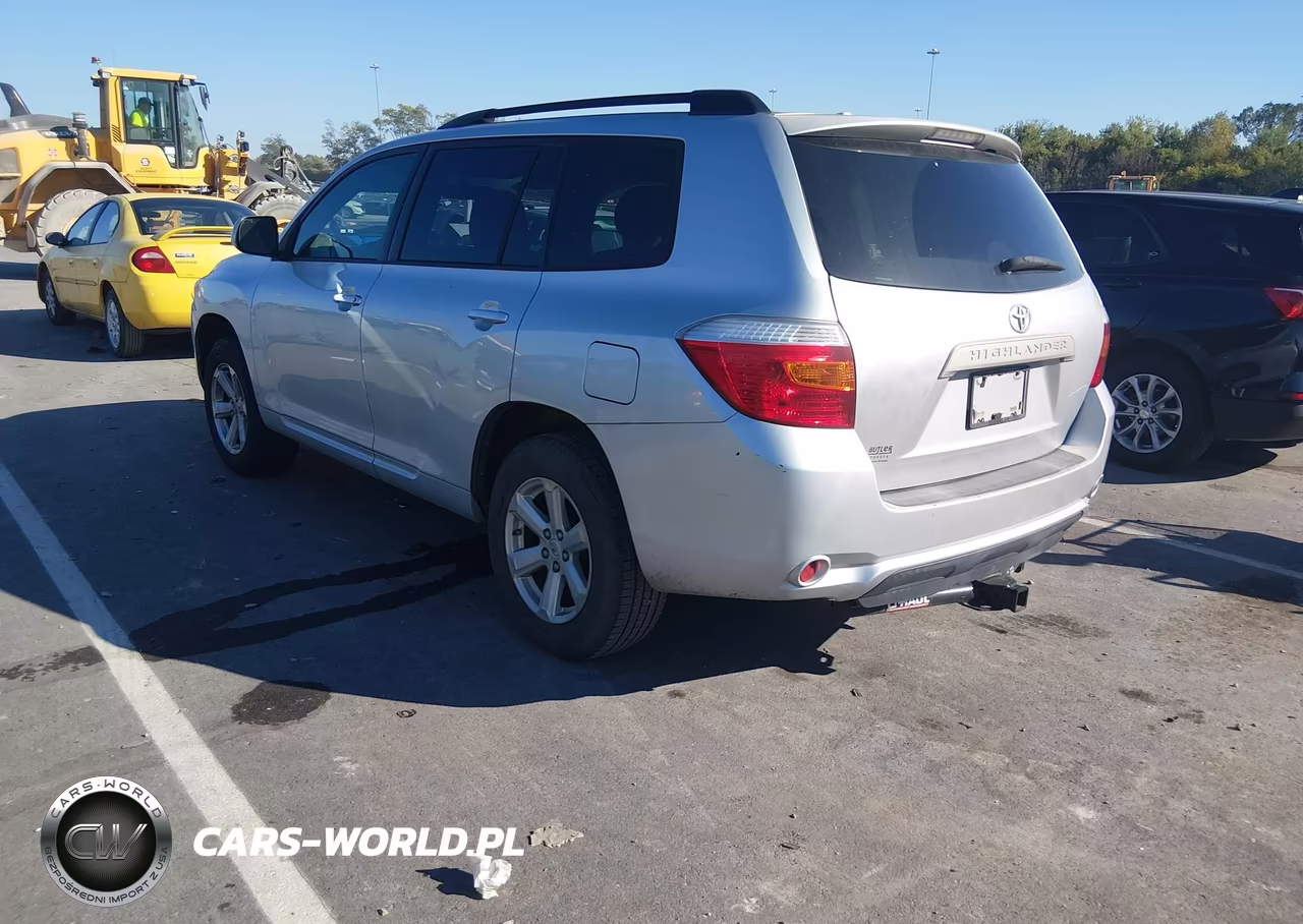 2010 Toyota Highlander Base V6 VIN:JTEZK3EH3A2105070 - 3