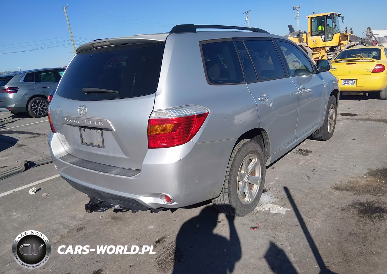 2010 Toyota Highlander Base V6 VIN:JTEZK3EH3A2105070 - 4