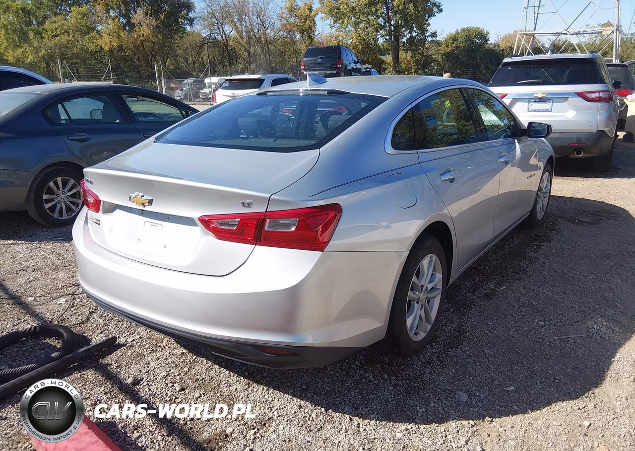 2017 Chevrolet Malibu 1Lt VIN:1G1ZE5ST8HF112527 - 4