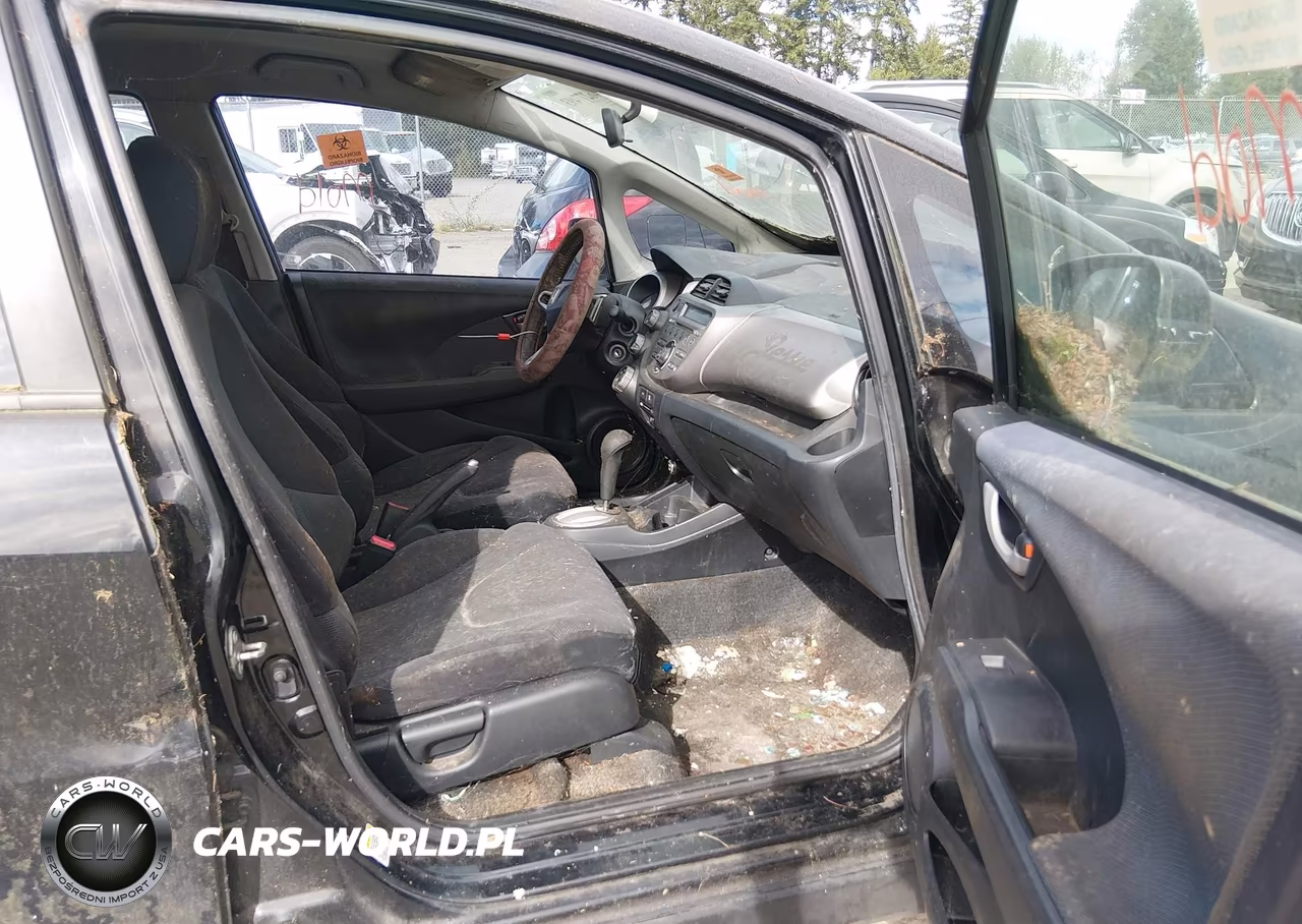 2009 Honda Fit Sport VIN:JHMGE88409S043145 - 5