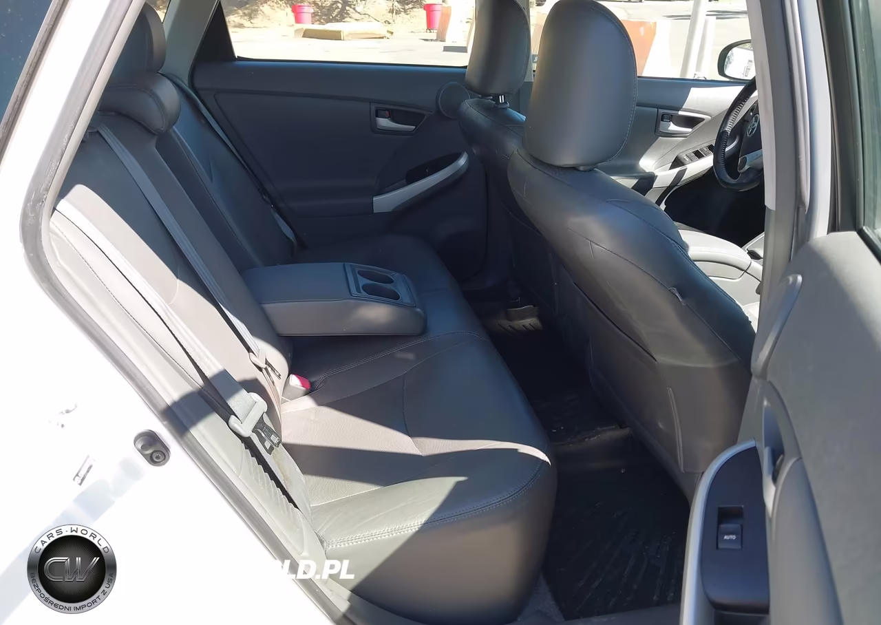 2010 Toyota Prius Iv VIN:JTDKN3DU7A0135244 - 8