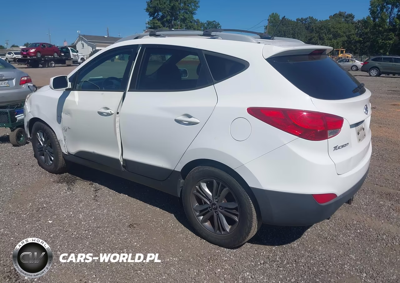 2015 Hyundai Tucson Se VIN:KM8JUCAGXFU072911 - 3