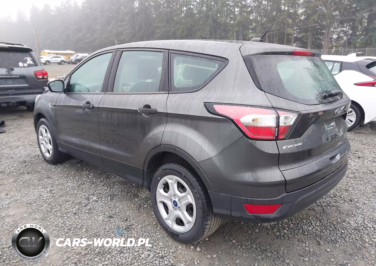 2017 Ford Escape S VIN:1FMCU0F79HUA83143 - 3