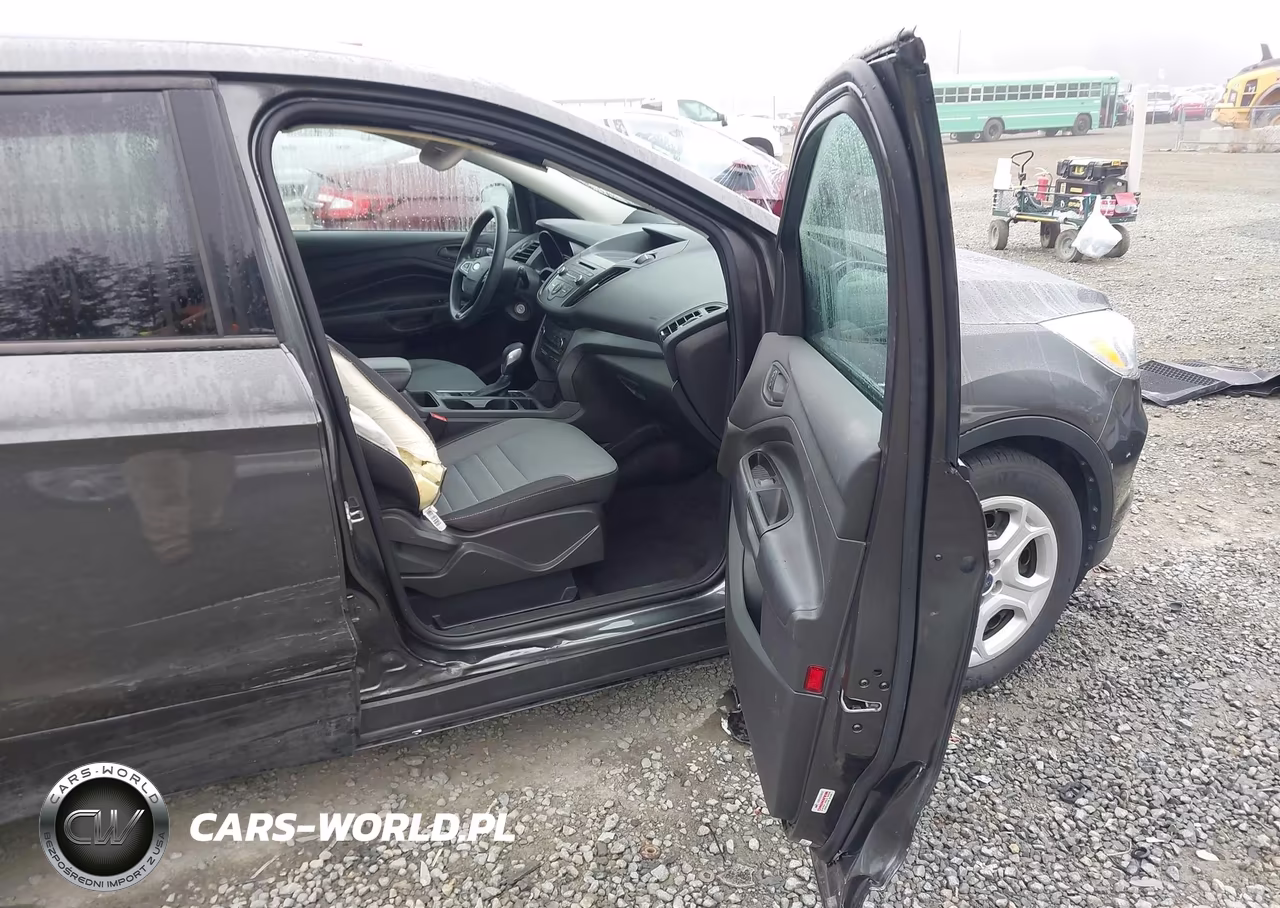 2017 Ford Escape S VIN:1FMCU0F79HUA83143 - 5