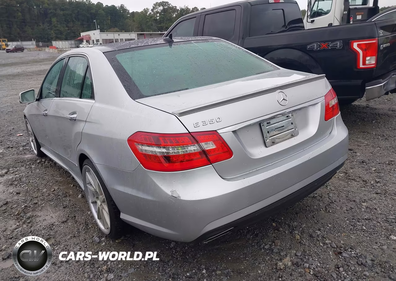 2010 Mercedes-Benz E 350 VIN:WDDHF5GB2AA028339 - 3