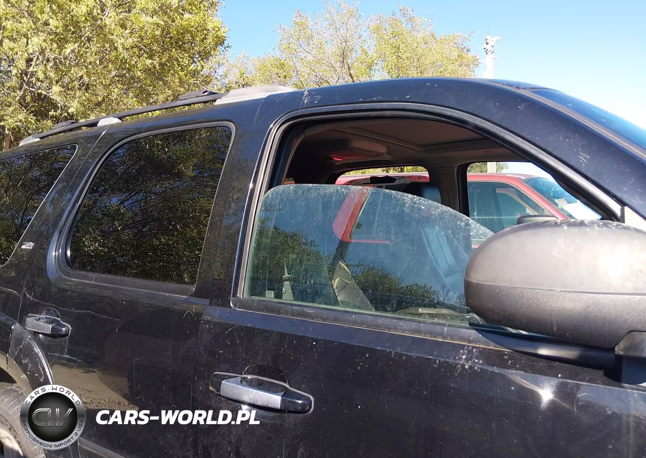 2007 Chevrolet Tahoe Lt VIN:1GNFC13JX7R362247 - 13